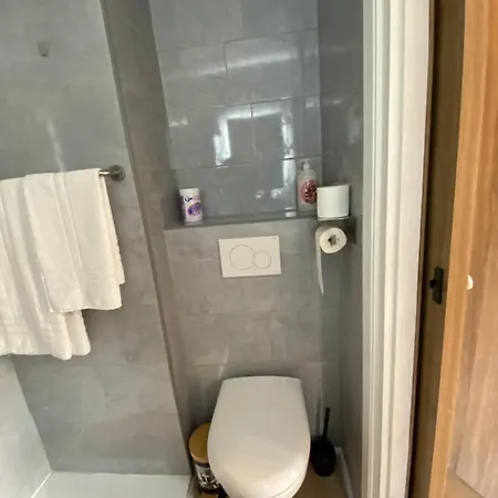 & Aux Portes De Geneve Apartment