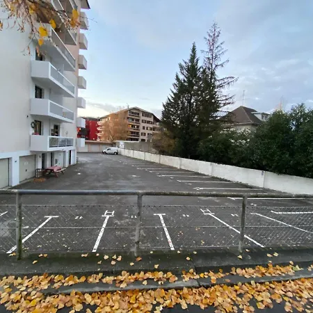 Apartment & Aux Portes De Geneve Saint-Julien-en-Genevois