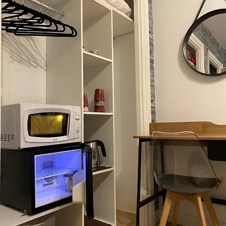 & Aux Portes De Geneve Apartment *