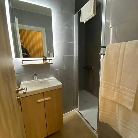 & Aux Portes De Geneve Apartment Saint-Julien-en-Genevois