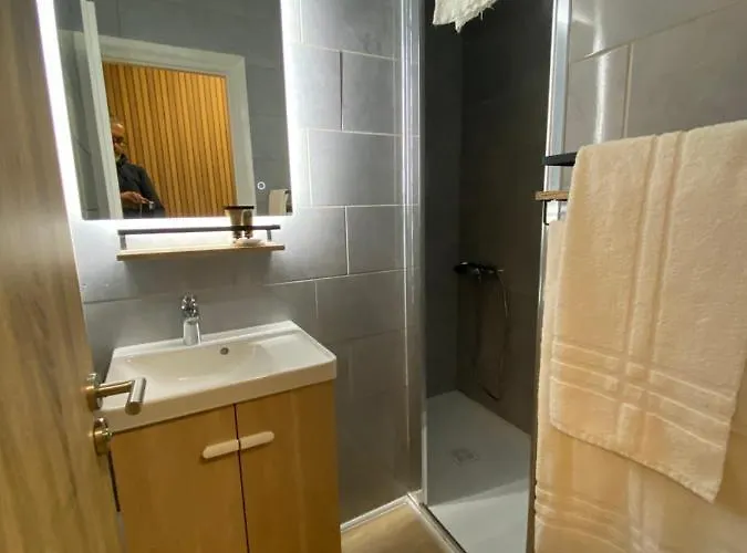 & Aux Portes De Geneve Apartment Saint-Julien-en-Genevois