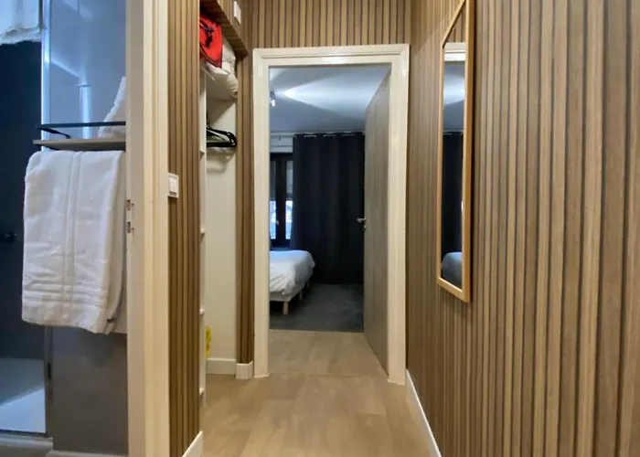 & Aux Portes De Geneve Apartment