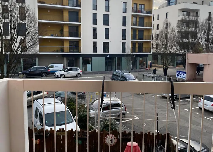 Apartment & Aux Portes De Geneve *