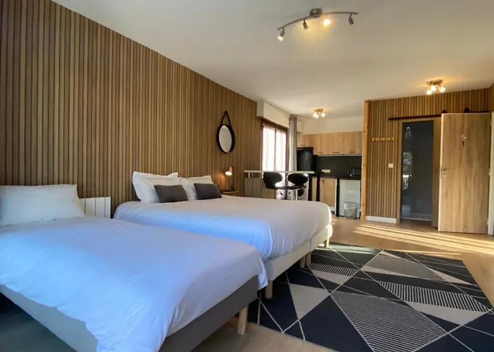 & Aux Portes De Geneve Apartment